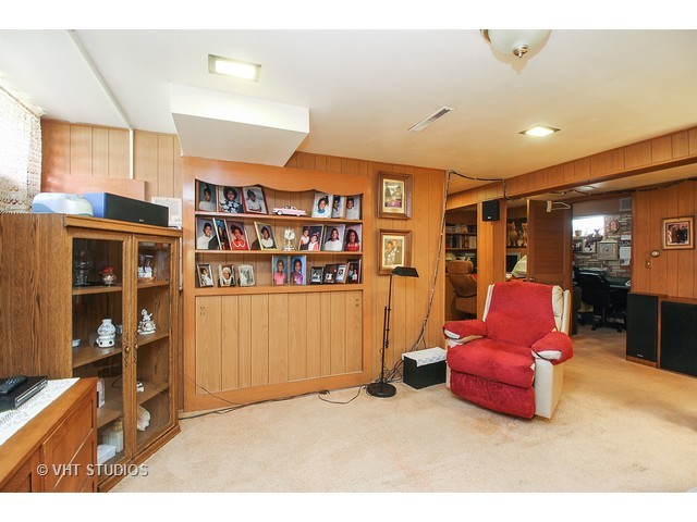 1182 S Elm Ave, Kankakee, IL 60901 photo 10
