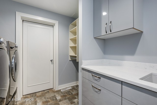 49 Park Ln, Golf, IL 60029 photo 16