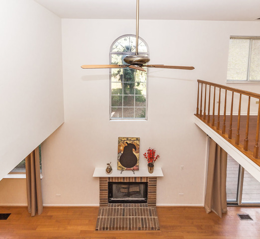 206 Wellington Cir, Gurnee, IL 60031 photo 7