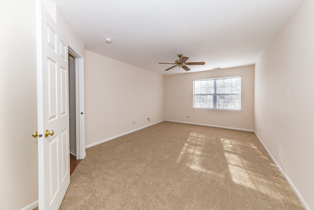206 Wellington Cir, Gurnee, IL 60031 photo 11