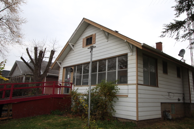 411 David Ave, Joliet, IL 60433 photo 2