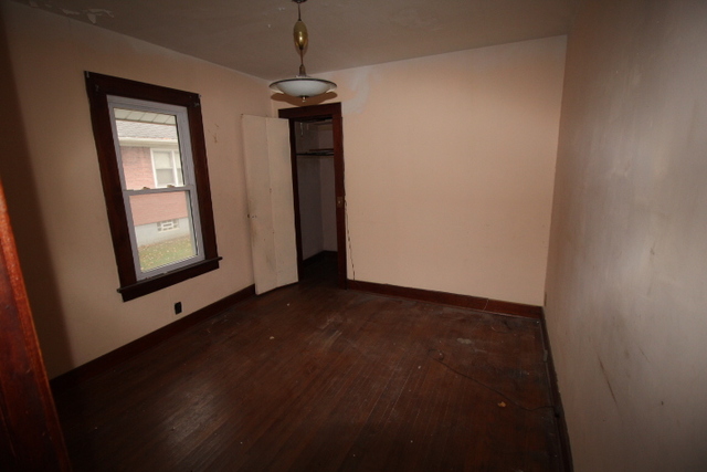 411 David Ave, Joliet, IL 60433 photo 7