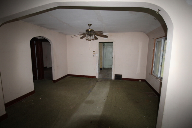 411 David Ave, Joliet, IL 60433 photo 5