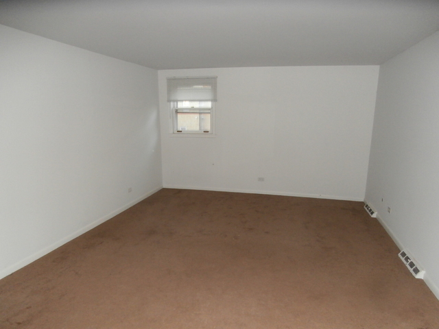8695 Circle Dr, Brookfield, IL 60513 photo 7