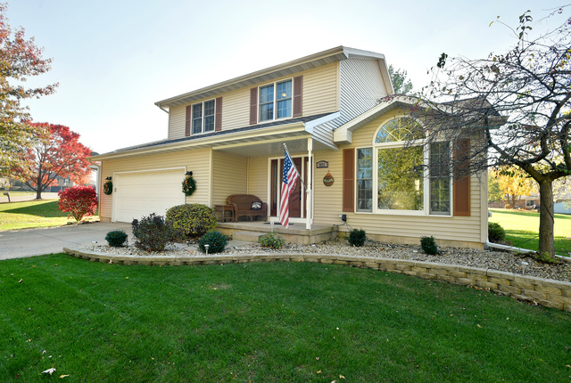 971 Knottingham Dr, Ottawa, IL 61350 photo 2