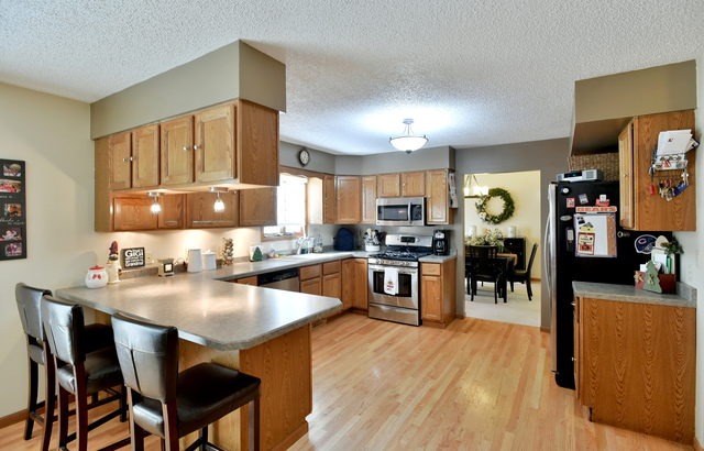 971 Knottingham Dr, Ottawa, IL 61350 photo 8