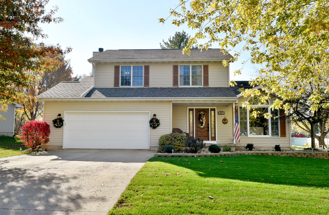 971 Knottingham Dr, Ottawa, IL 61350 photo 1