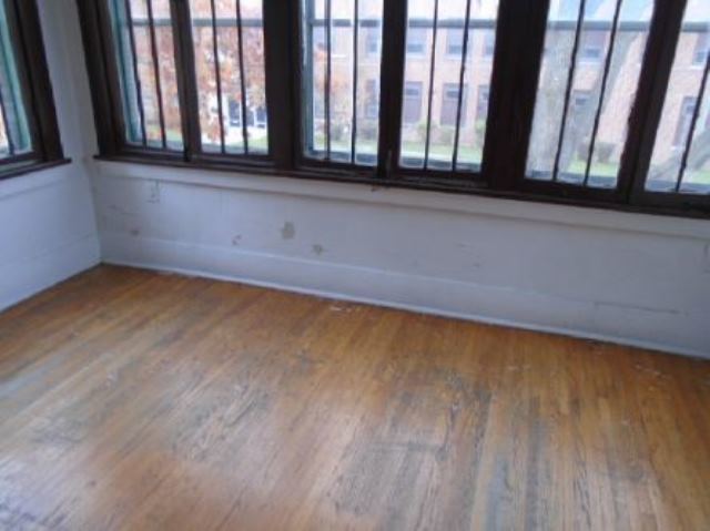 939 E Benton St, Aurora, IL 60505 photo 7