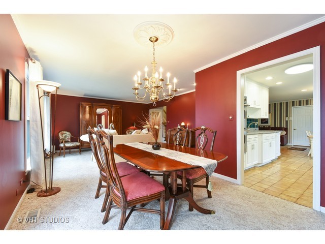 1110 Hassell Rd, Hoffman Estates, IL 60169 photo 7