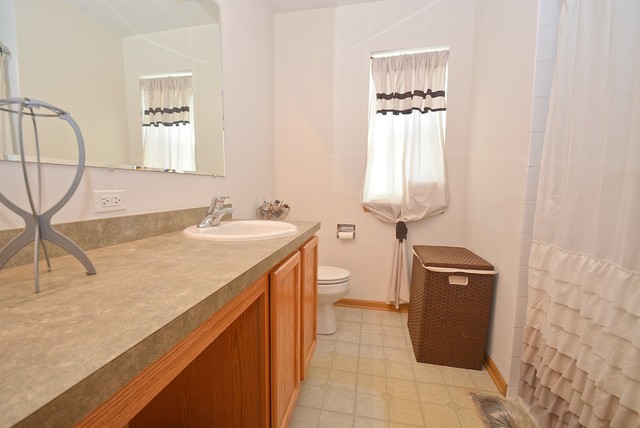 2586 Capitol Ave, Aurora, IL 60503 photo 15