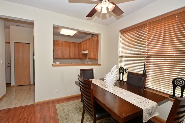 2586 Capitol Ave, Aurora, IL 60503 photo 6