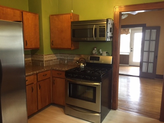 209 S May Ave, Kankakee, IL 60901 photo 3