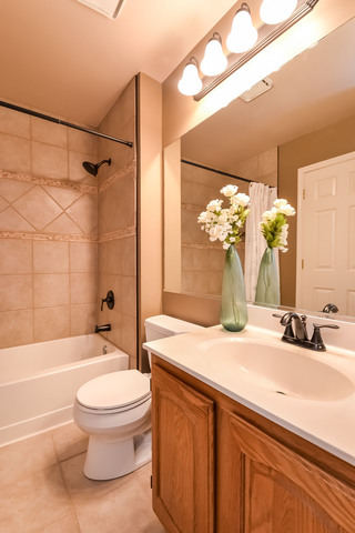6245 Eagle Ridge Dr, Gurnee, IL 60031 photo 16