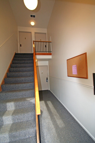 1710 Robin Walk #D, Hoffman Estates, IL 60169 photo 4
