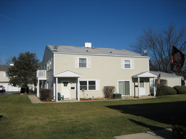335 Marcia Ct #C, Bartlett, IL 60103 photo 1