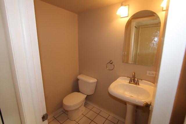 335 Marcia Ct #C, Bartlett, IL 60103 photo 10