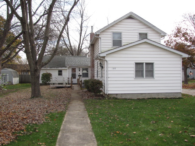 138 W Union St, Seneca, IL 61360 photo 1