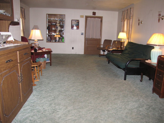 138 W Union St, Seneca, IL 61360 photo 4