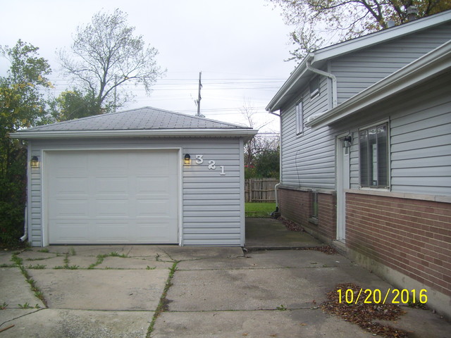 321 Todd St, Park Forest, IL 60466 photo 2