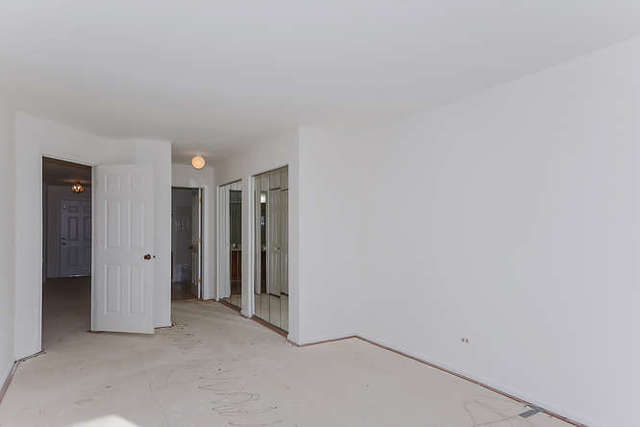 1600 Brittany Ct #D2, Wheeling, IL 60090 photo 11