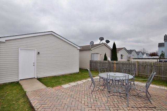 2032 Grayhawk Dr, Aurora, IL 60503 photo 16