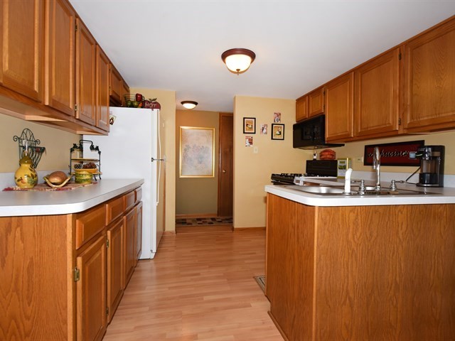1436 Root St, Crest Hill, IL 60435 photo 10