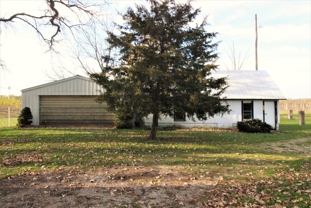 2652 S Sandbar Rd, Kankakee, IL 60901 photo 3
