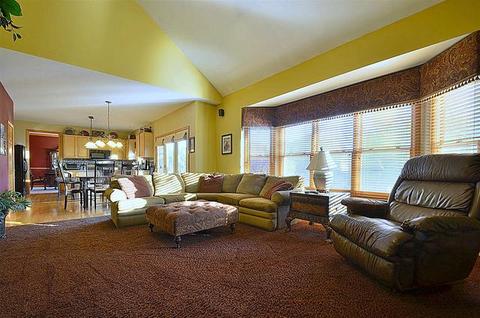 3824 Grassmere Rd, Naperville, IL 60564 photo 7