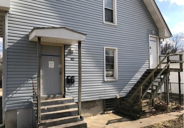 746 E Locust St, Kankakee, IL 60901 photo 3