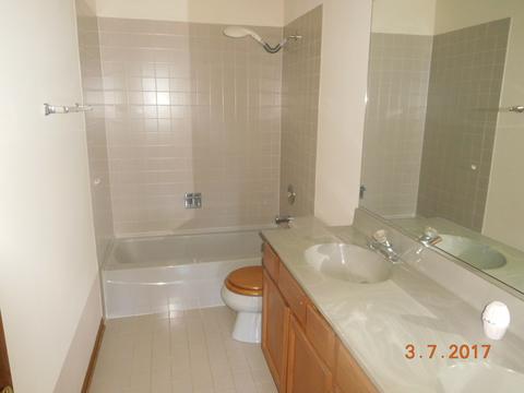 850 Mayfair Ln, Algonquin, IL 60102 photo 15
