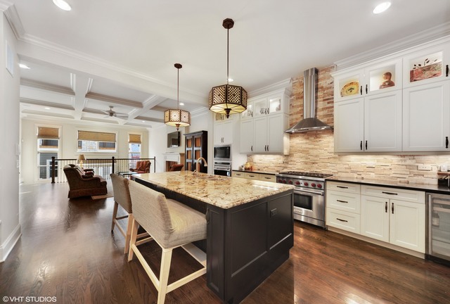 1225 W Wellington Ave, Chicago, IL 60657 photo 5