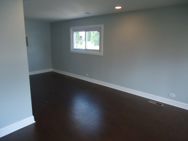 959 N Norman Ln, Wheeling, IL 60090 photo 6