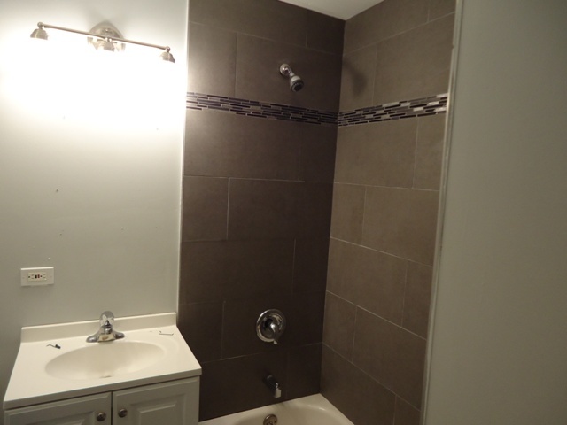 959 N Norman Ln, Wheeling, IL 60090 photo 7