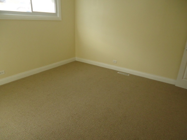 959 N Norman Ln, Wheeling, IL 60090 photo 10