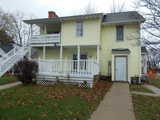 225 W 6th St, Spring Valley, IL 61362 photo 9