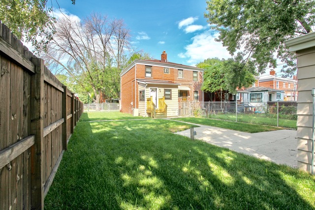 6355 S Lorel Ave, Chicago, IL 60638 photo 2