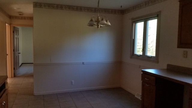 7590 Amy Ln, Roscoe, IL 61073 photo 5