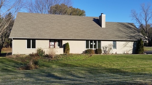 7590 Amy Ln, Roscoe, IL 61073 photo 1