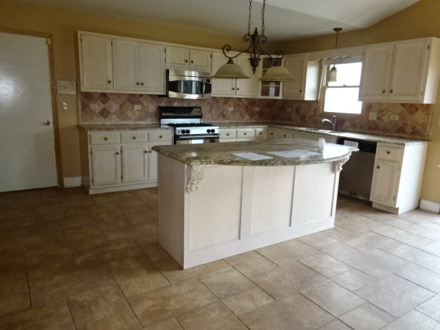 2007 Mystic Dr, Plainfield, IL 60586 photo 5