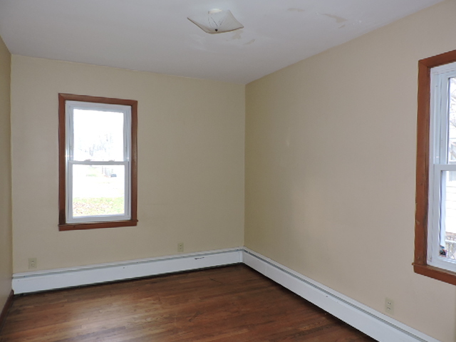 555 S Alma Ave, Kankakee, IL 60901 photo 5