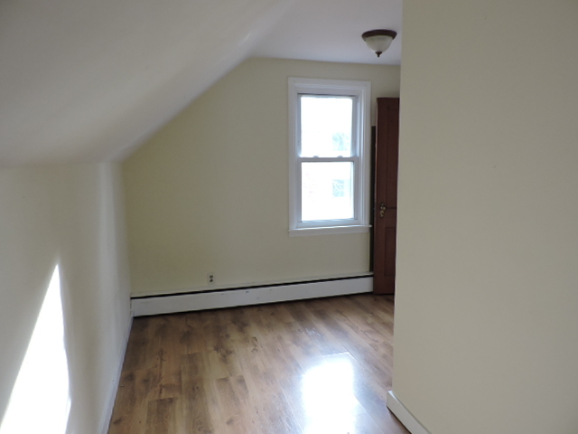555 S Alma Ave, Kankakee, IL 60901 photo 11