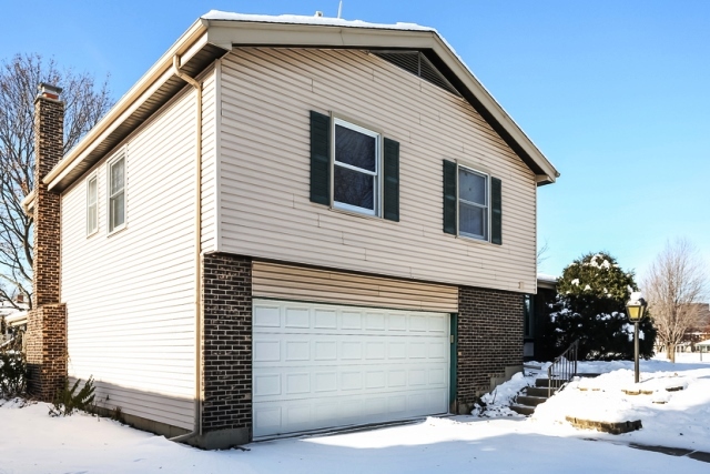 724 N Walnut St, Itasca, IL 60143 photo 3