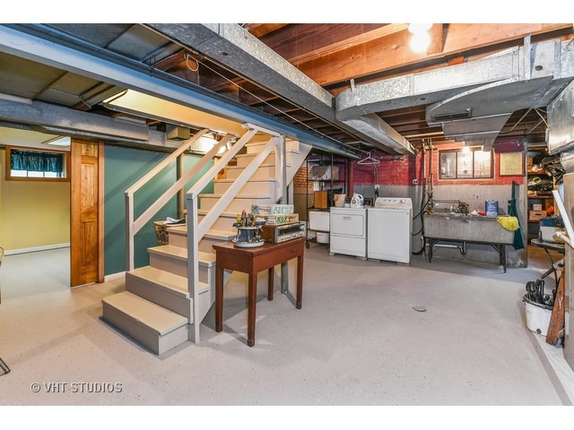 372 Blackhawk Rd, Riverside, IL 60546 photo 15
