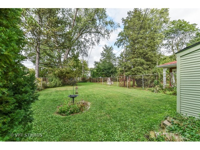 372 Blackhawk Rd, Riverside, IL 60546 photo 17