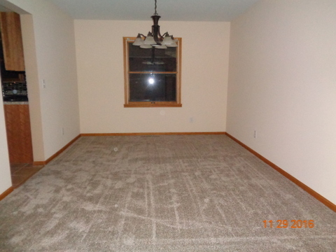 800 Barton Ln, Peotone, IL 60468 photo 3