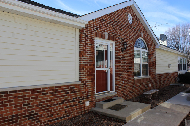 956 Keenan Ln, Beecher, IL 60401 photo 2