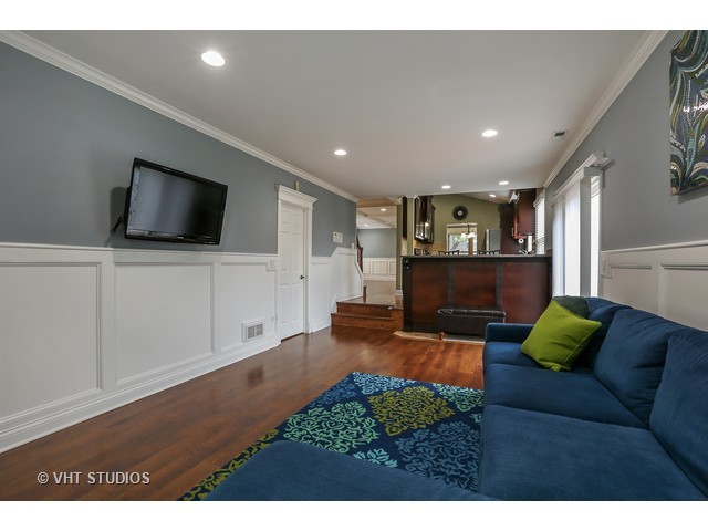 1983 Shetland Dr, Wheaton, IL 60189 photo 9