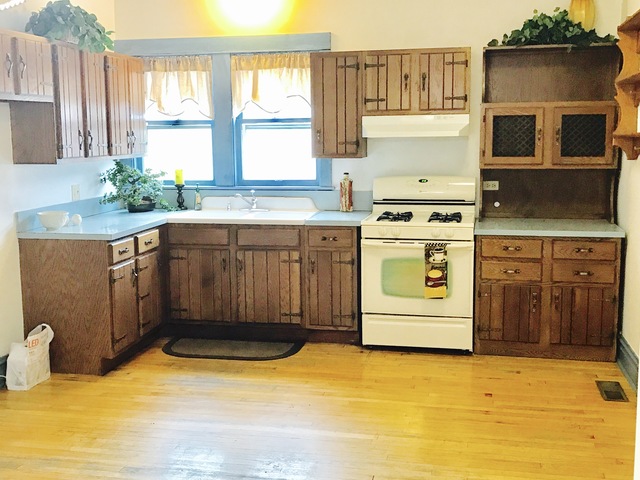 7509 W 57th Pl, Summit, IL 60501 photo 4