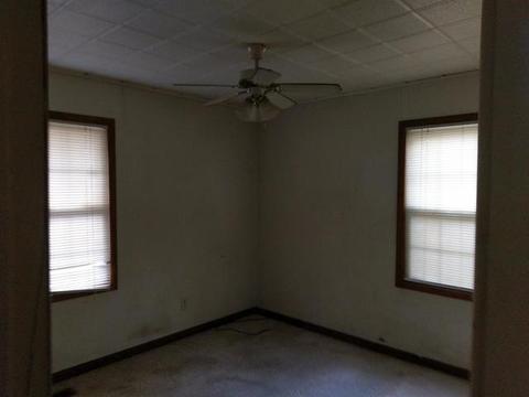 7530 Maple Ave, Gary, IN 46403 photo 10