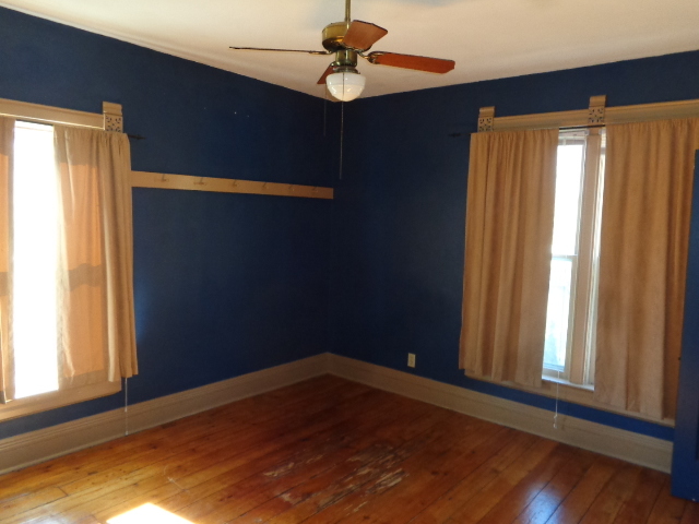 402 E Diggins St, Harvard, IL 60033 photo 7
